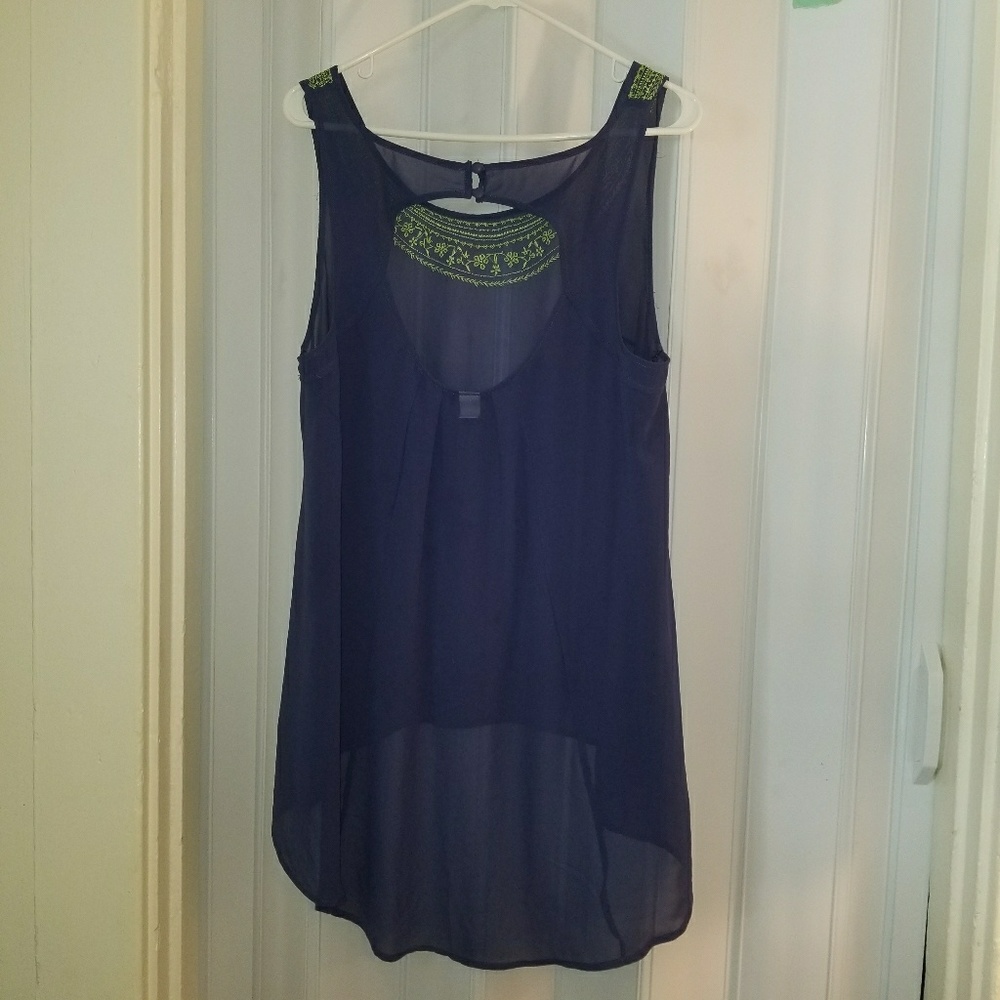 Torrid top - Picture 2 of 2